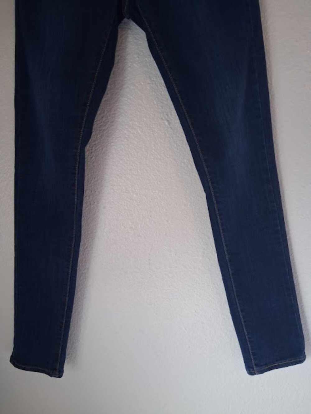 Levi's 711 women's size 28 Skinny dark wash jeans - Picture 3 of 16